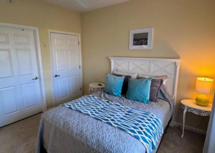 Stunning Waterfront With Bay Views Outdoor Pool And Private Balcony * Ocean City